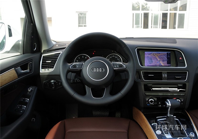 2015款 40 TFSI 豪華型