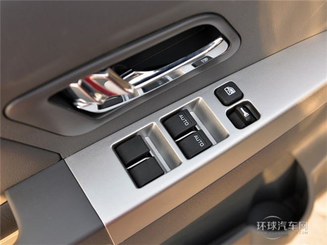 2015款 新一代 3.0T柴油四驅(qū)豪華型ZD30D13