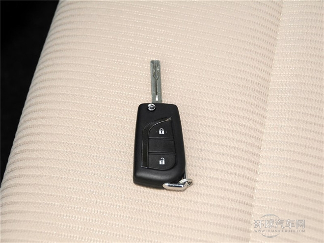 2015款 2.0L CVT兩驅都市版