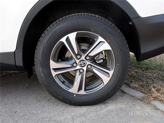 2015款 2.0L CVT兩驅都市版