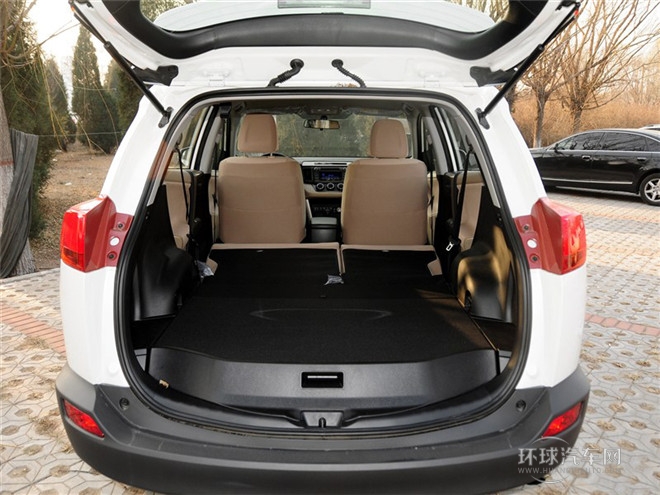 2015款 2.0L CVT兩驅都市版