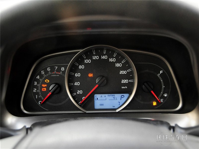 2015款 2.0L CVT兩驅都市版