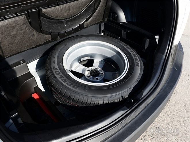 2015款 2.0L CVT兩驅(qū)風(fēng)尚版