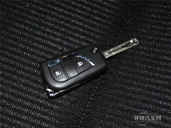 2015款 2.0L CVT四驅風尚版