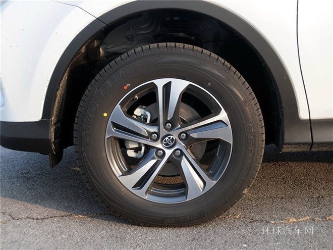 2015款 2.0L CVT四驅風尚版