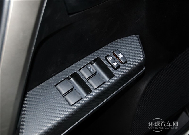 2015款 2.0L CVT四驅風尚版