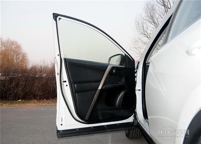 2015款 2.0L CVT四驅(qū)風(fēng)尚版