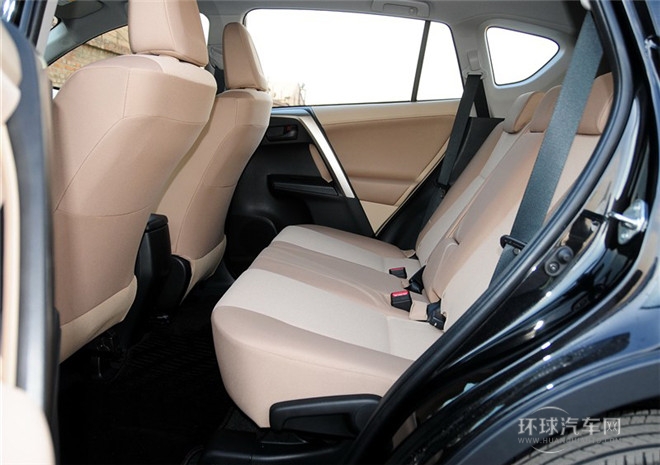 2015款 2.0L 手動(dòng)兩驅(qū)都市版