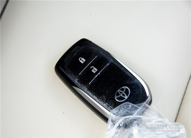 2015款 2.5L 自動四驅精英版