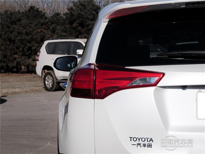 2015款 2.5L 自動四驅精英版