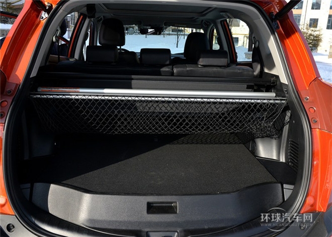 2015款 2.5L 自動四驅(qū)尊貴版