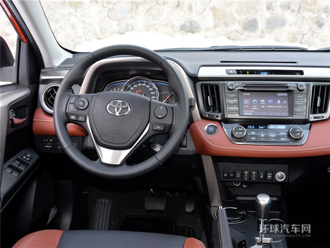 2015款 2.5L 自動四驅尊貴版