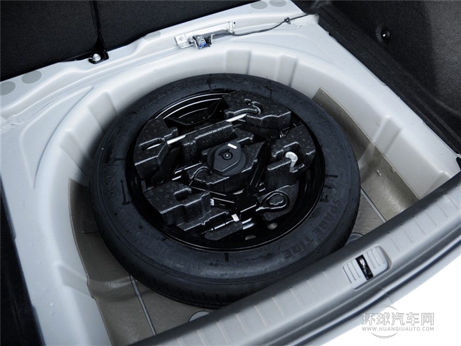 2015款 都市SUV 1.6T 手動悅動派