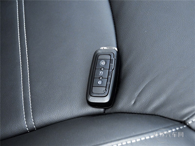 2015款 都市SUV 1.6T 手動(dòng)悅動(dòng)派