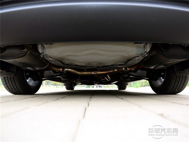 2015款 1.8L 自動豪華型