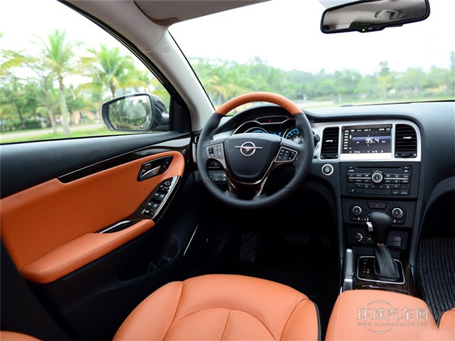 2015款 1.8L 自動豪華型