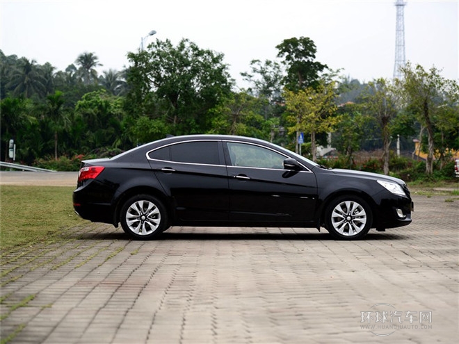 2015款 1.8L 自動豪華型