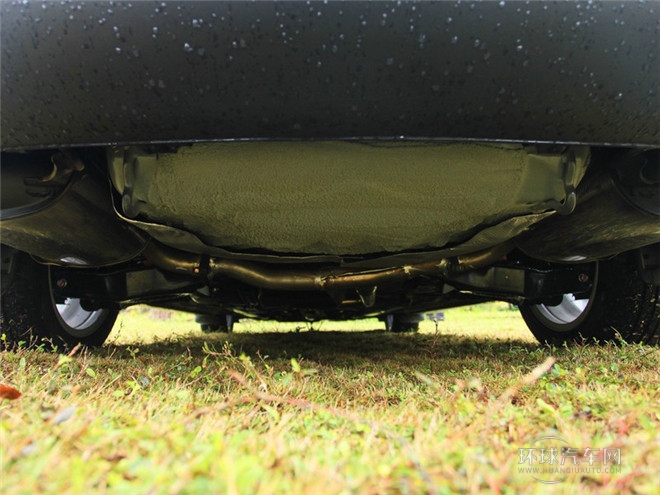 2015款 1.8L 自動舒適型