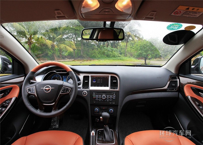 2015款 1.8L 自動舒適型