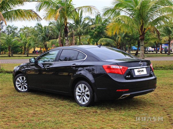 2015款 1.8L 自動舒適型