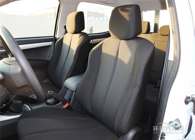 2015款 2.5T四驅 手動基本型4JK1