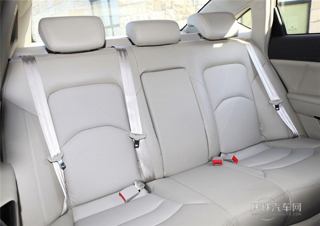 2015款 1.8T 自動豪華導航型