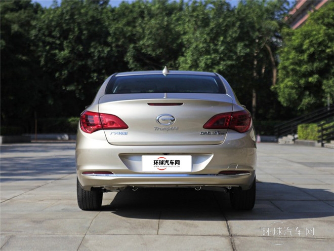 2015款 1.8T 自動豪華導航型