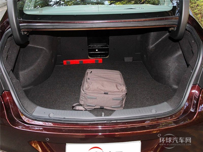 2015款 1.8T 自動豪華智慧型