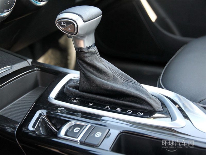 2015款 1.8T 自動豪華智慧型