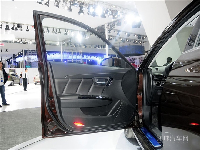 2015款 1.8T 自動至尊型