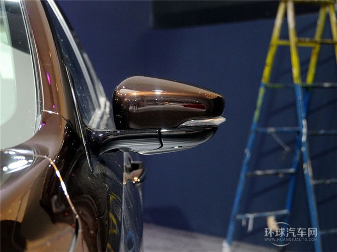 2015款 1.8T 自動(dòng)至尊型