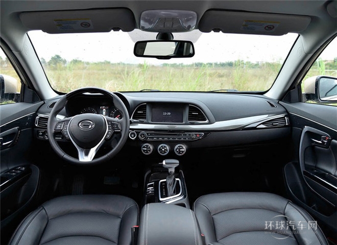 2015款 1.8T 自動尊貴型