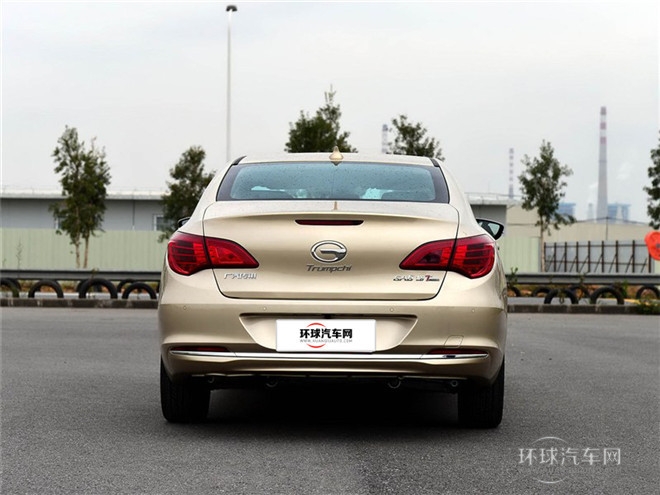 2015款 1.8T 自動尊貴型