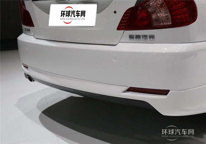 2015款 1.6L 手動(dòng)S-Design