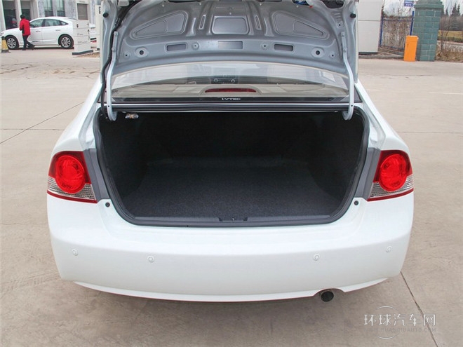 2015款 1.8L VTI 自動