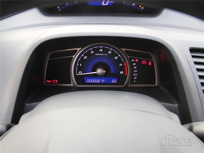 2015款 1.8L VTI 自動