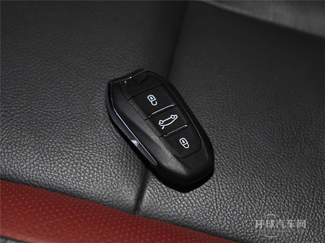 2015款 1.6THP 自動(dòng)先鋒型