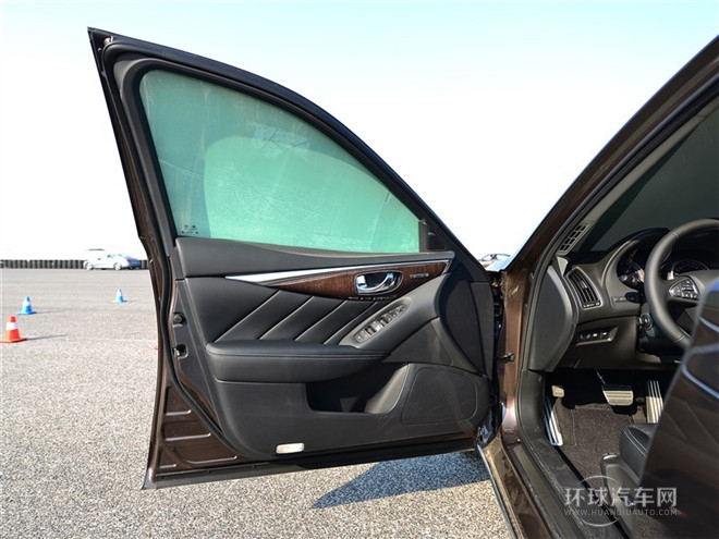 2015款 2.0T 豪華運動版