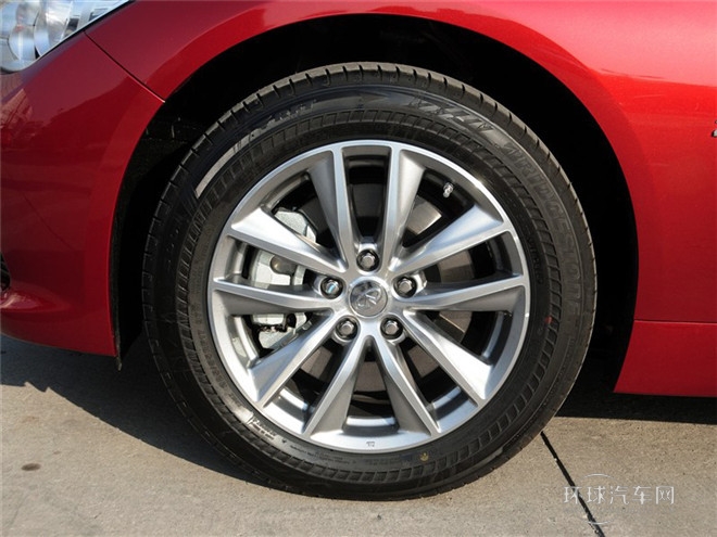 2015款 2.0T 舒適版