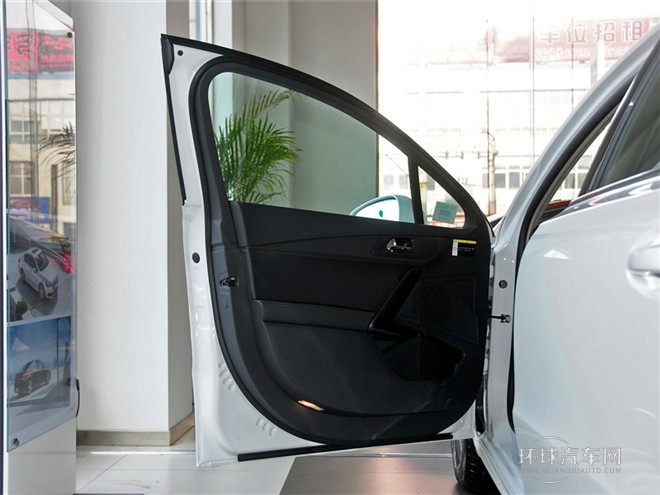 2015款 1.8THP 自動旗艦版