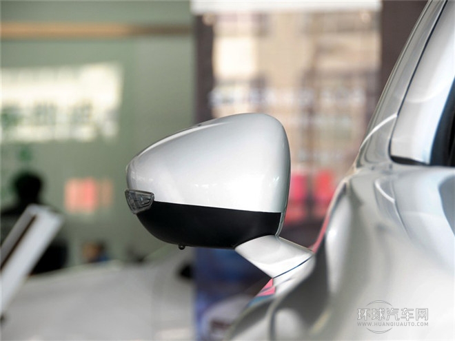 2015款 1.8THP 自動旗艦版