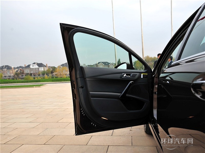 2015款 1.8THP 自動(dòng)致臻版