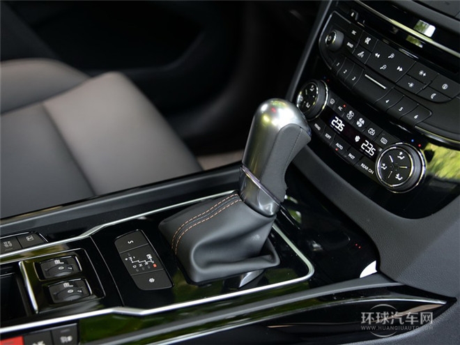 2015款 1.8THP 自動致臻版