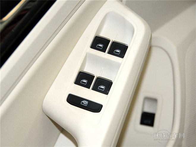 2015款 280TSI DSG豪華版