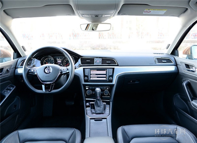 2015款 330TSI DSG豪華版