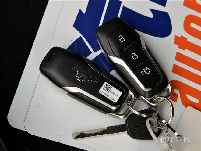 2015款 2.3T 50周年紀念版