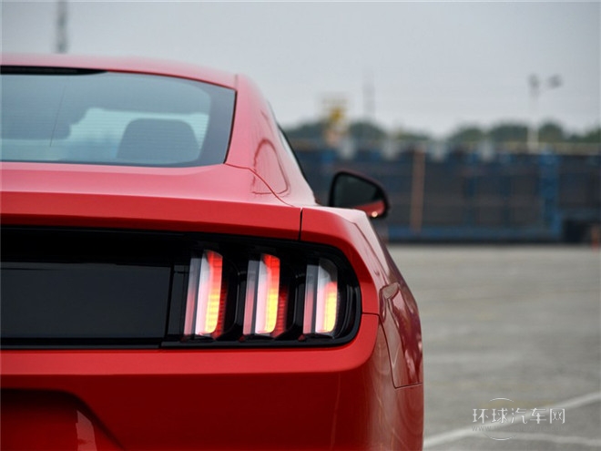 2015款 2.3T 50周年紀(jì)念版