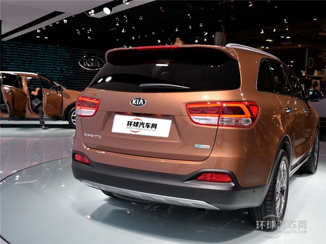 2015款 索蘭托L 2.2T 柴油4WD標準版