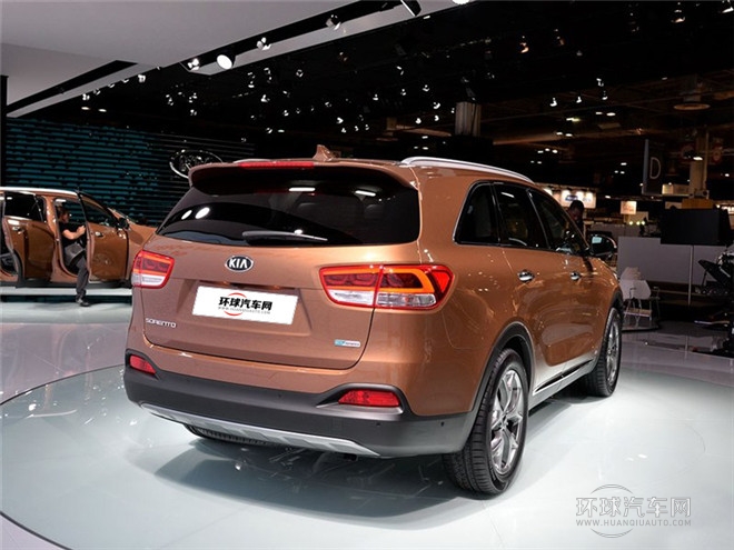 2015款 索蘭托L 2.2T 柴油4WD標(biāo)準(zhǔn)版