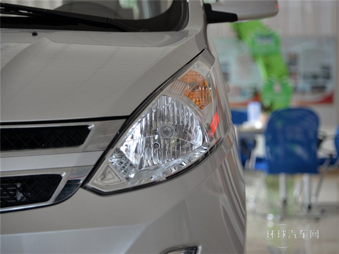 2015款 1.5L標準型